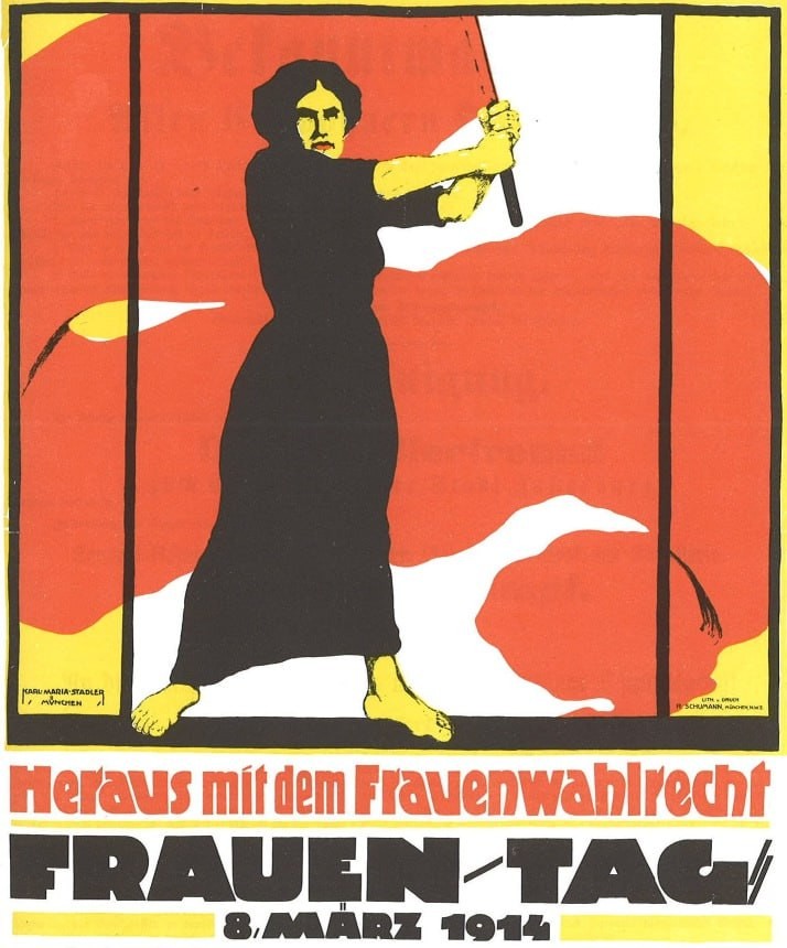 �������˸�Ů�ں������