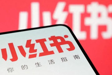 С���飺��ΰѡ��ڱ����顱����ǧ������