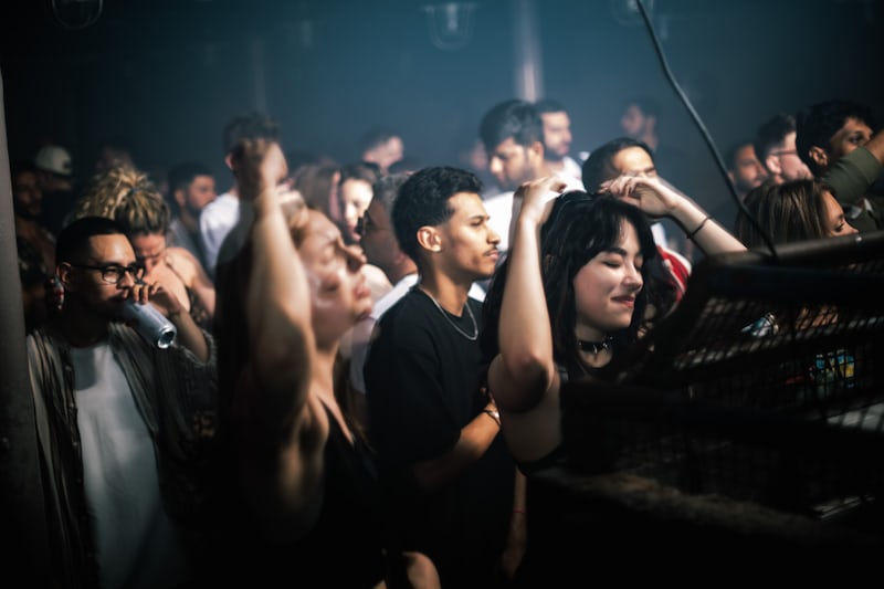 electronic music flicker and flow