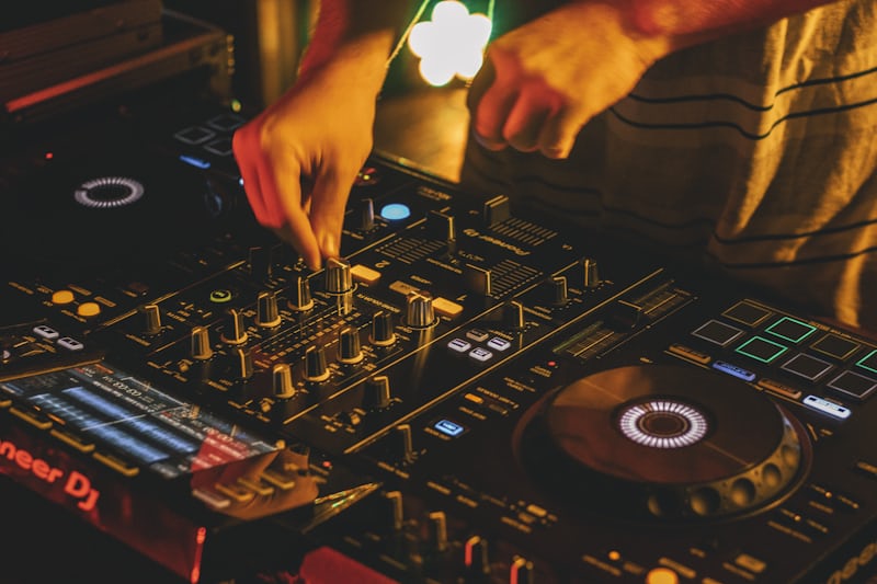electronic music soul in motion